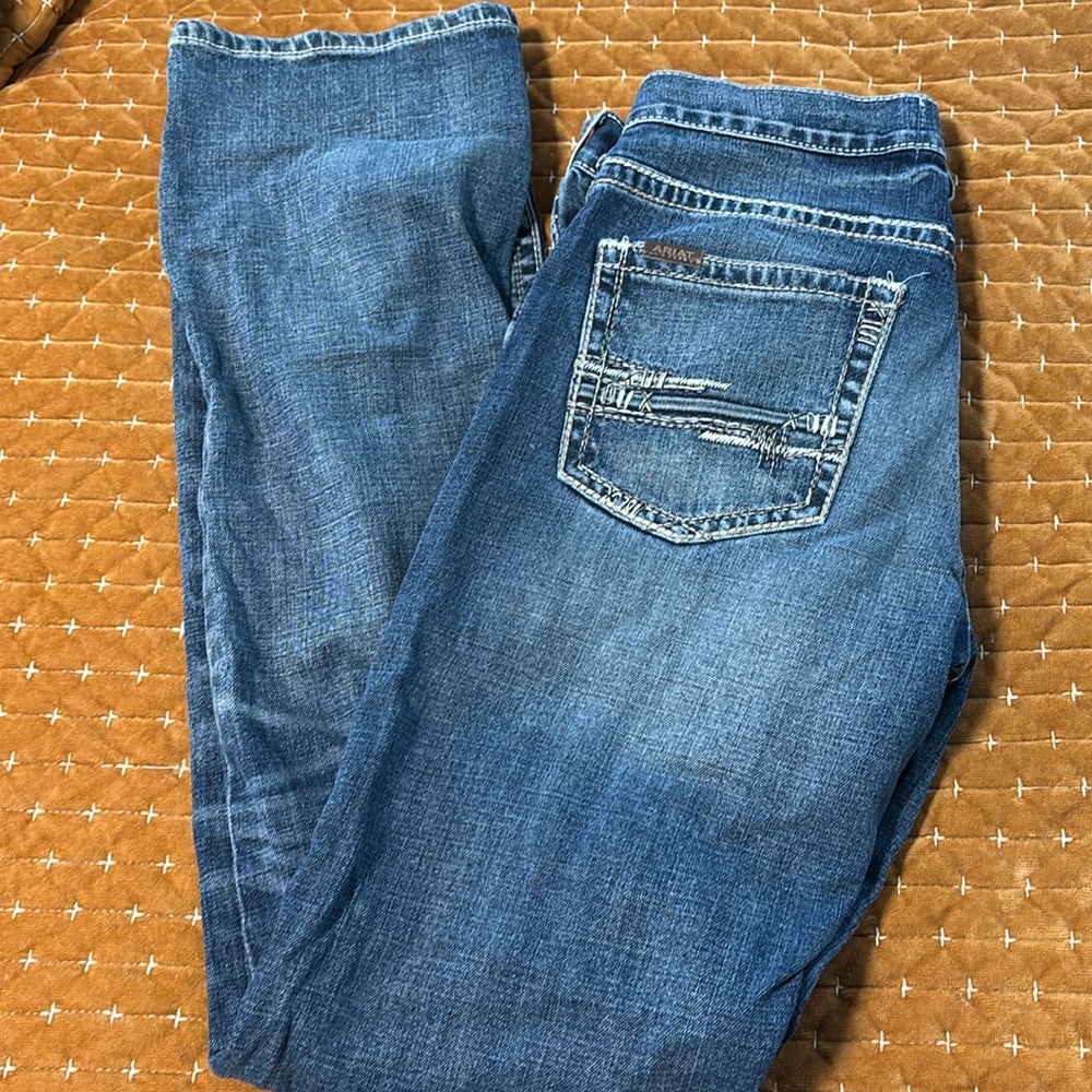Ariat M5 straight fit straight leg. 32/36